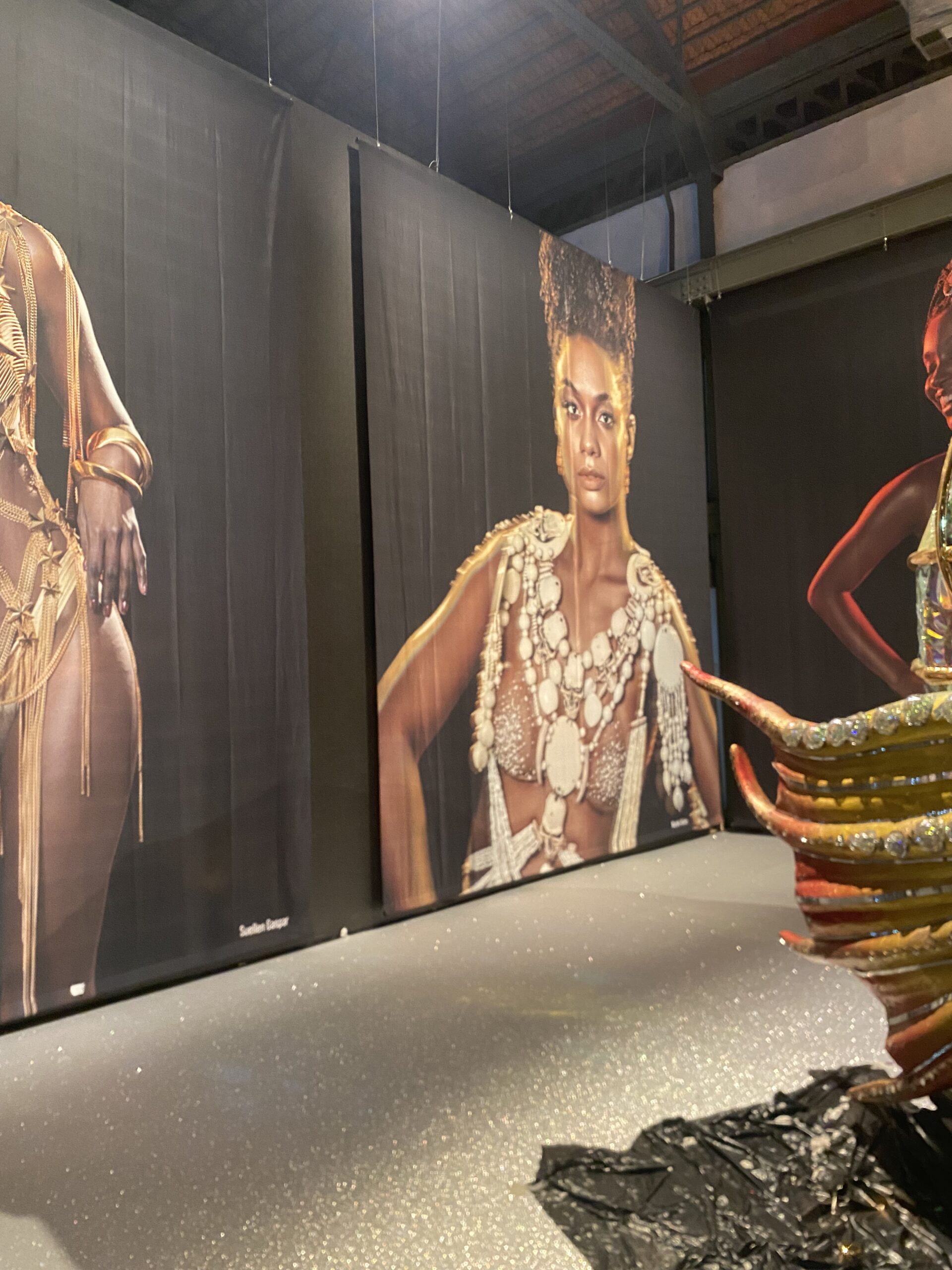 Rio Fashion Week começa com grande público e marca retomada da moda no Rio