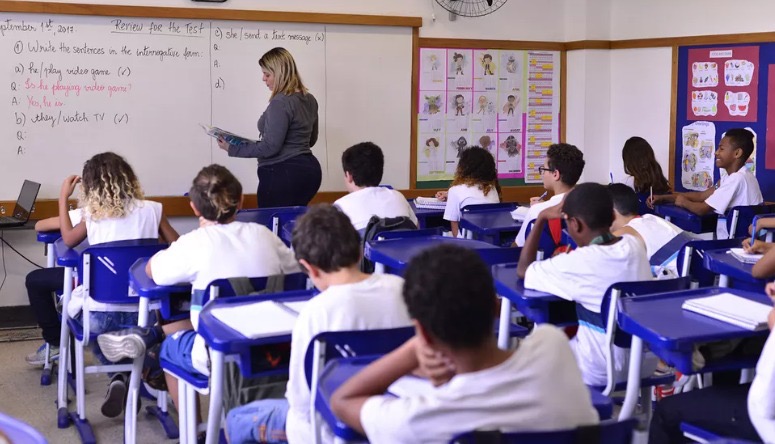 Seeduc abre inscrições para 1.750 vagas de professores temporários no RJ